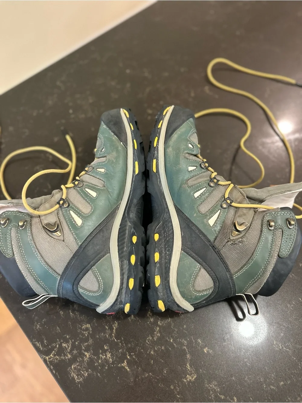 Salomon Quest Origins 2 GTX Men's Hiking Boots - 10.5